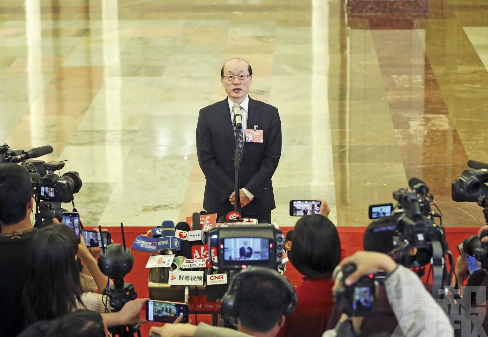 劉結一：兩岸將克難前行
