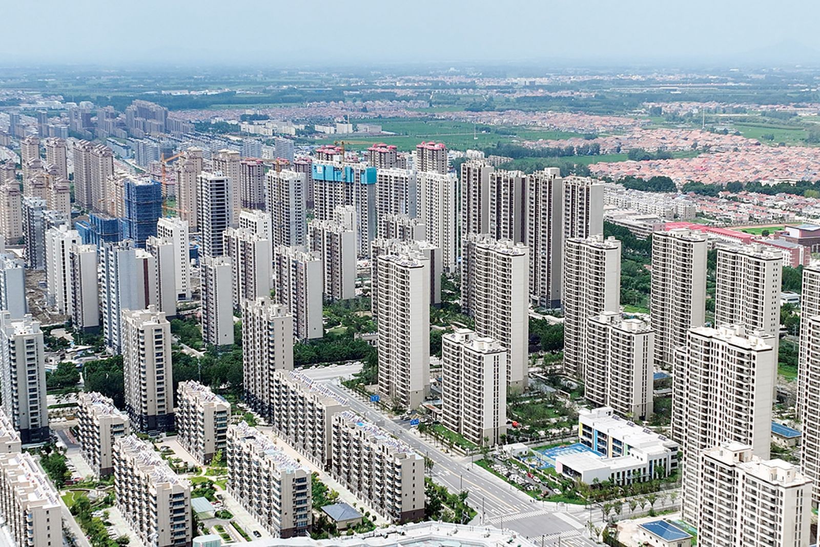 首七月內地住宅銷售額下降31.4%