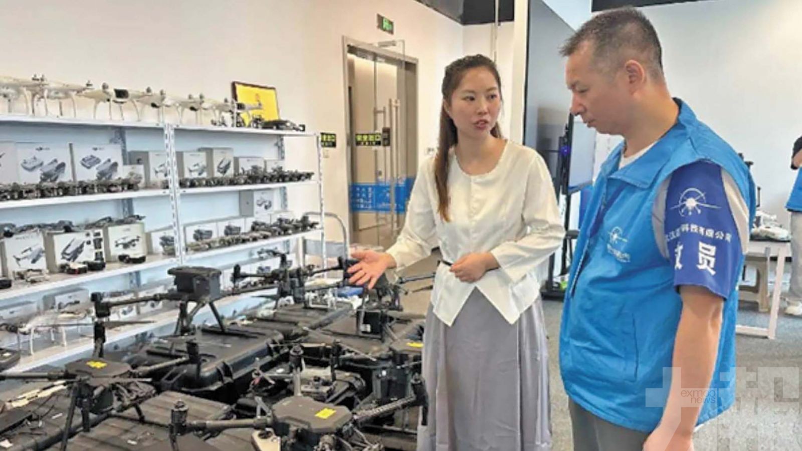湖北90後女創業當無人機醫生