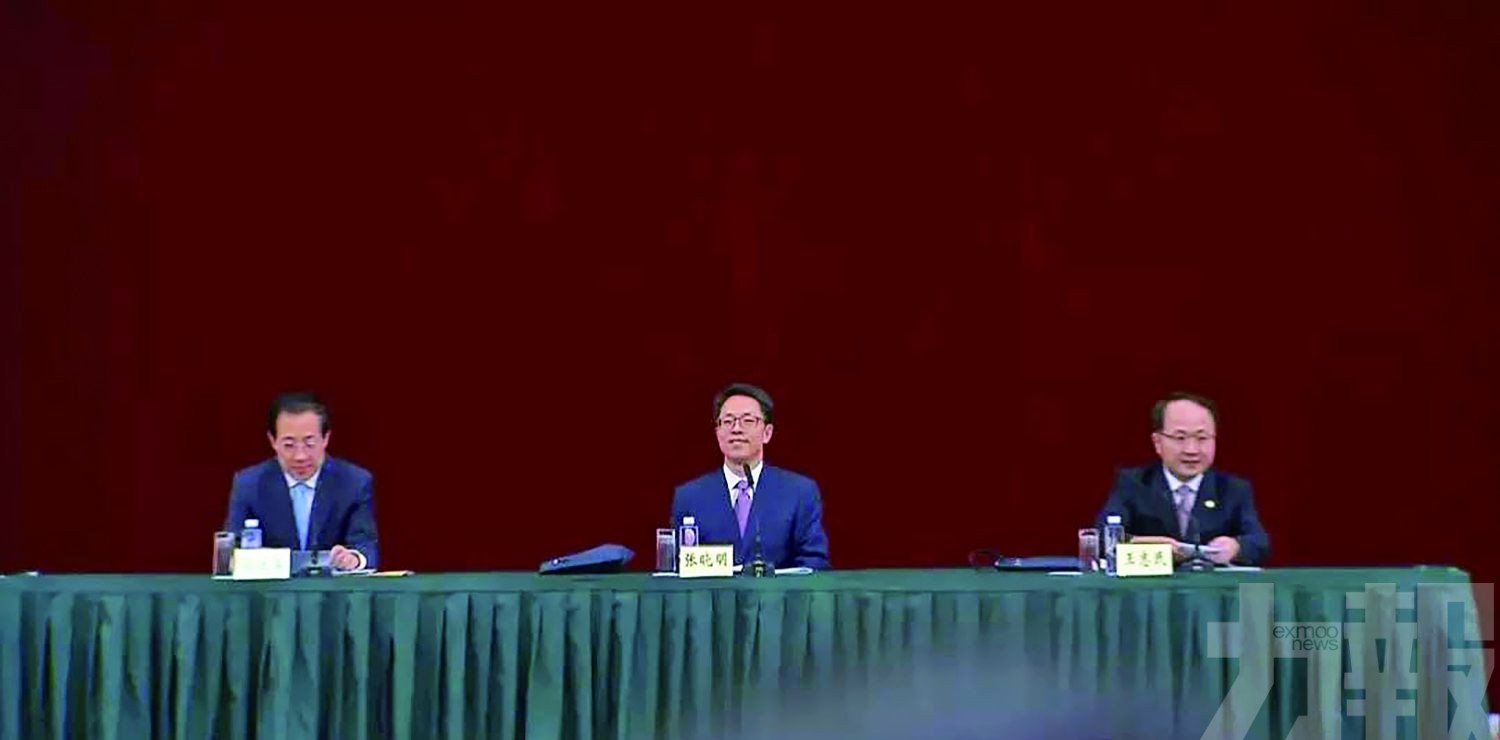 港面臨回歸後最嚴峻局面