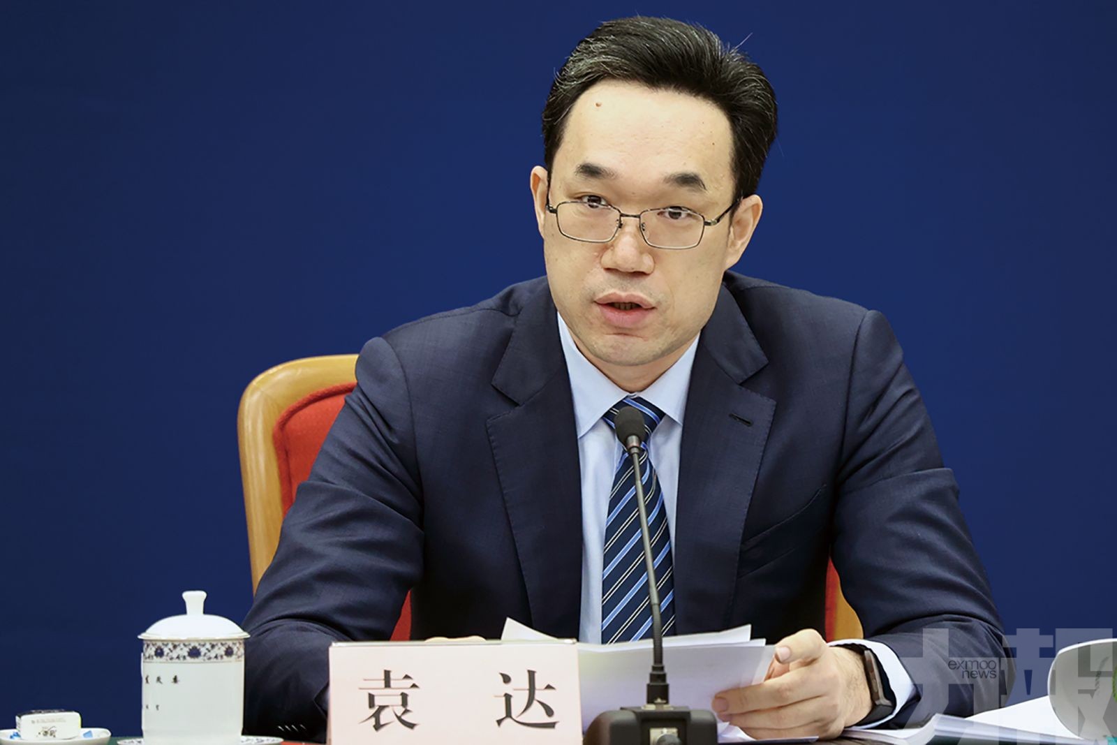 宏觀政策要積極擴需求