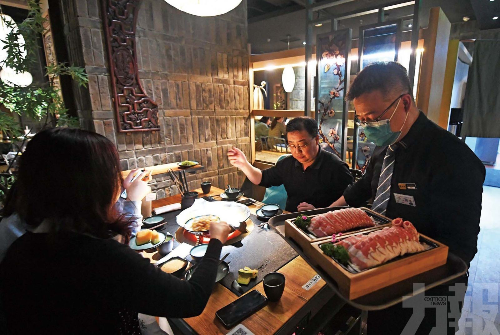 內地清明住宿餐飲銷售收入
