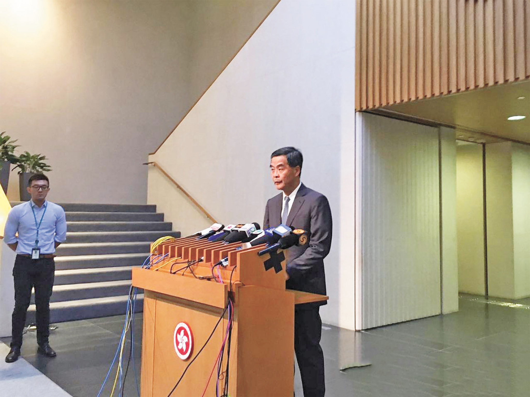 梁振英今交代橫洲計劃