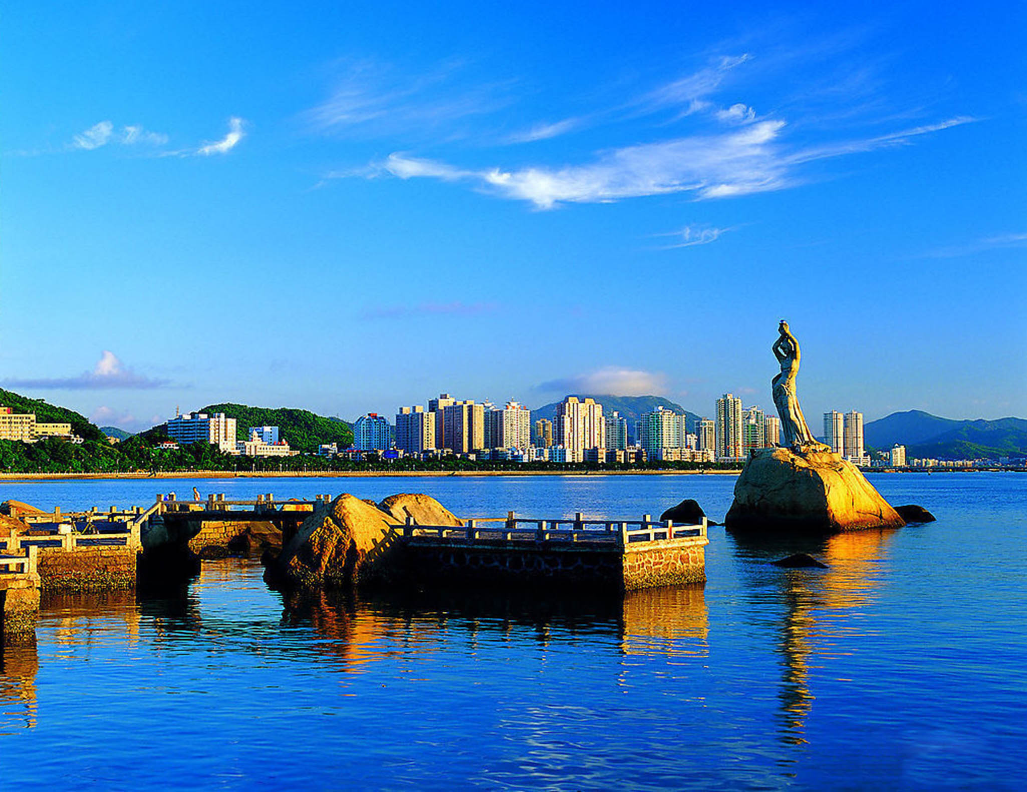 珠海下全球招賢令