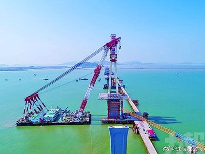 珠海金海大橋施工段垮塌