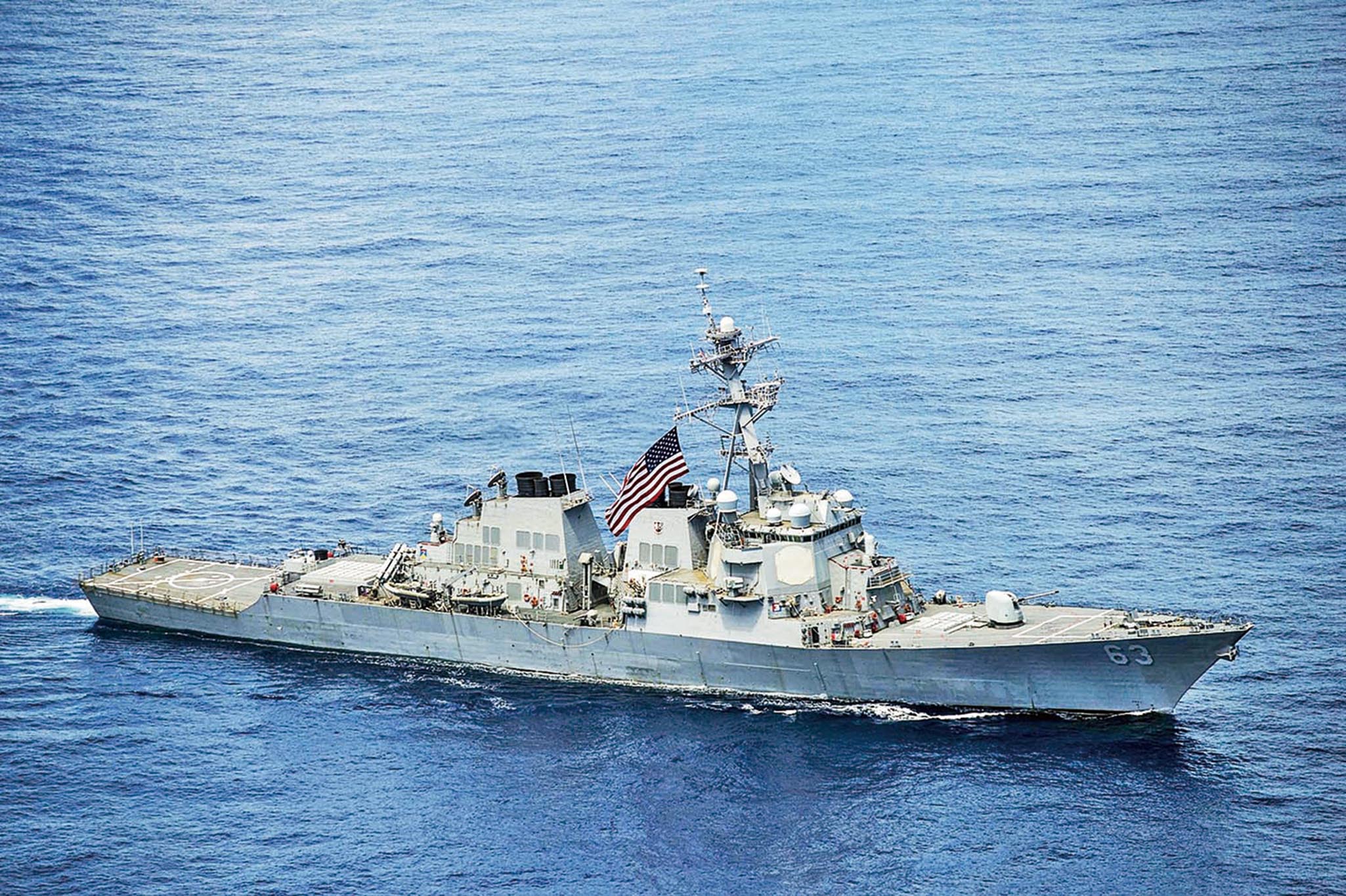美艦闖中建島12海里