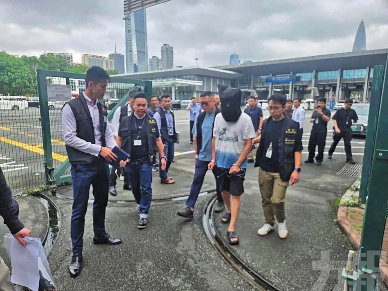 27年前港「霞姐」報販謀殺案