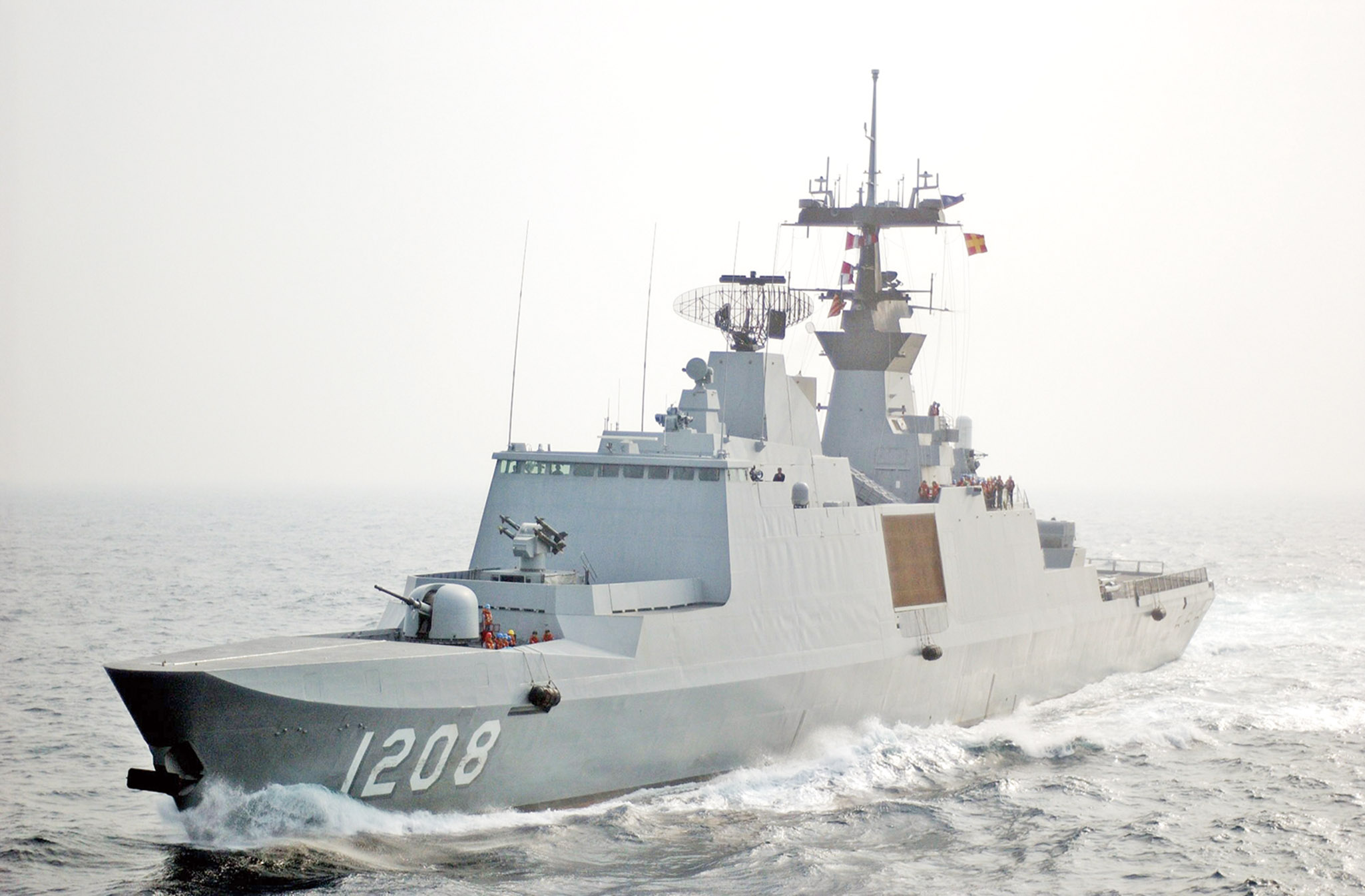 台派拉法葉艦護漁