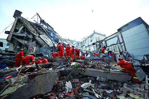 江蘇吳江塌樓事故17人遇難