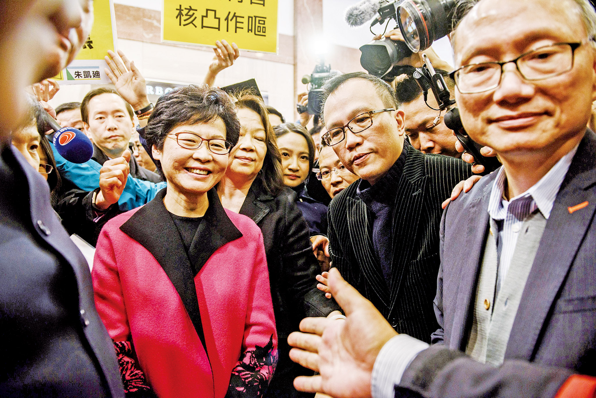 林鄭月娥交579個提名