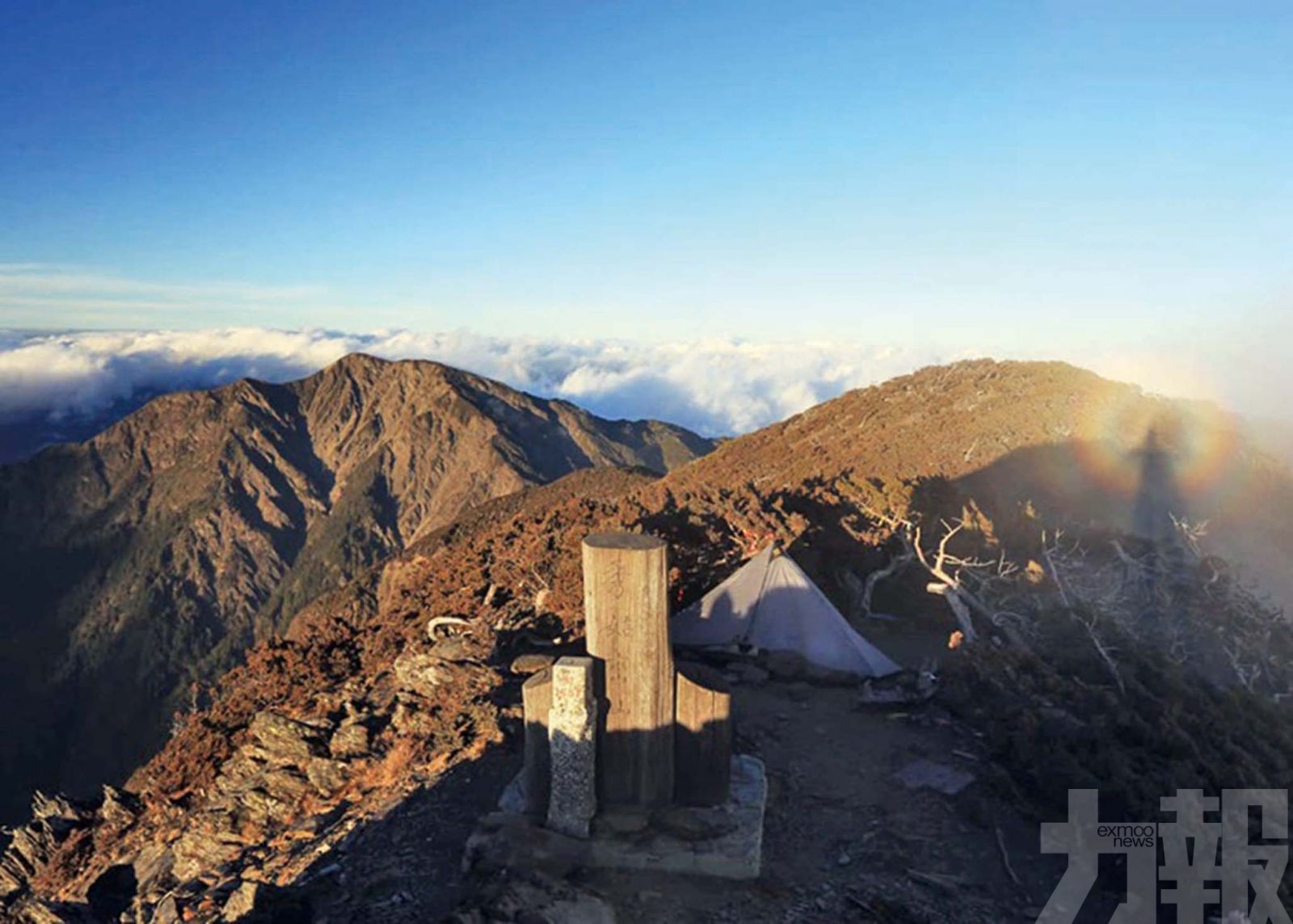 獨攀危險高峰