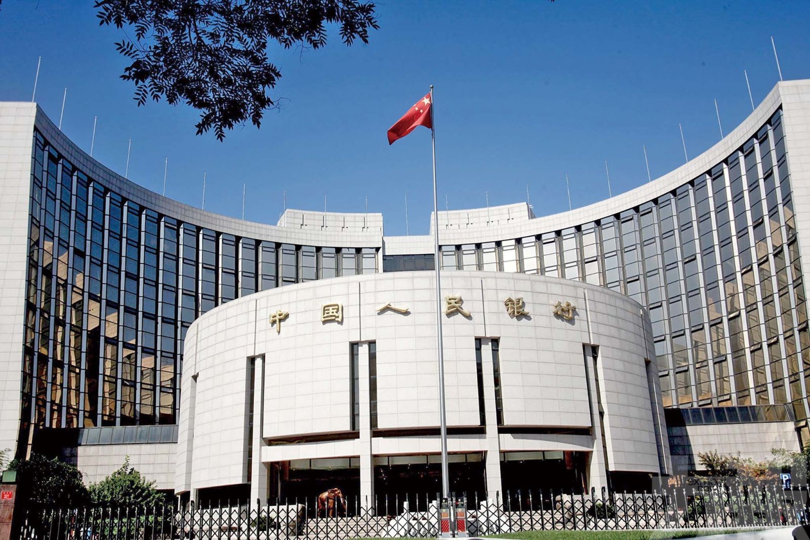 人行：支持境外機構發行熊貓債