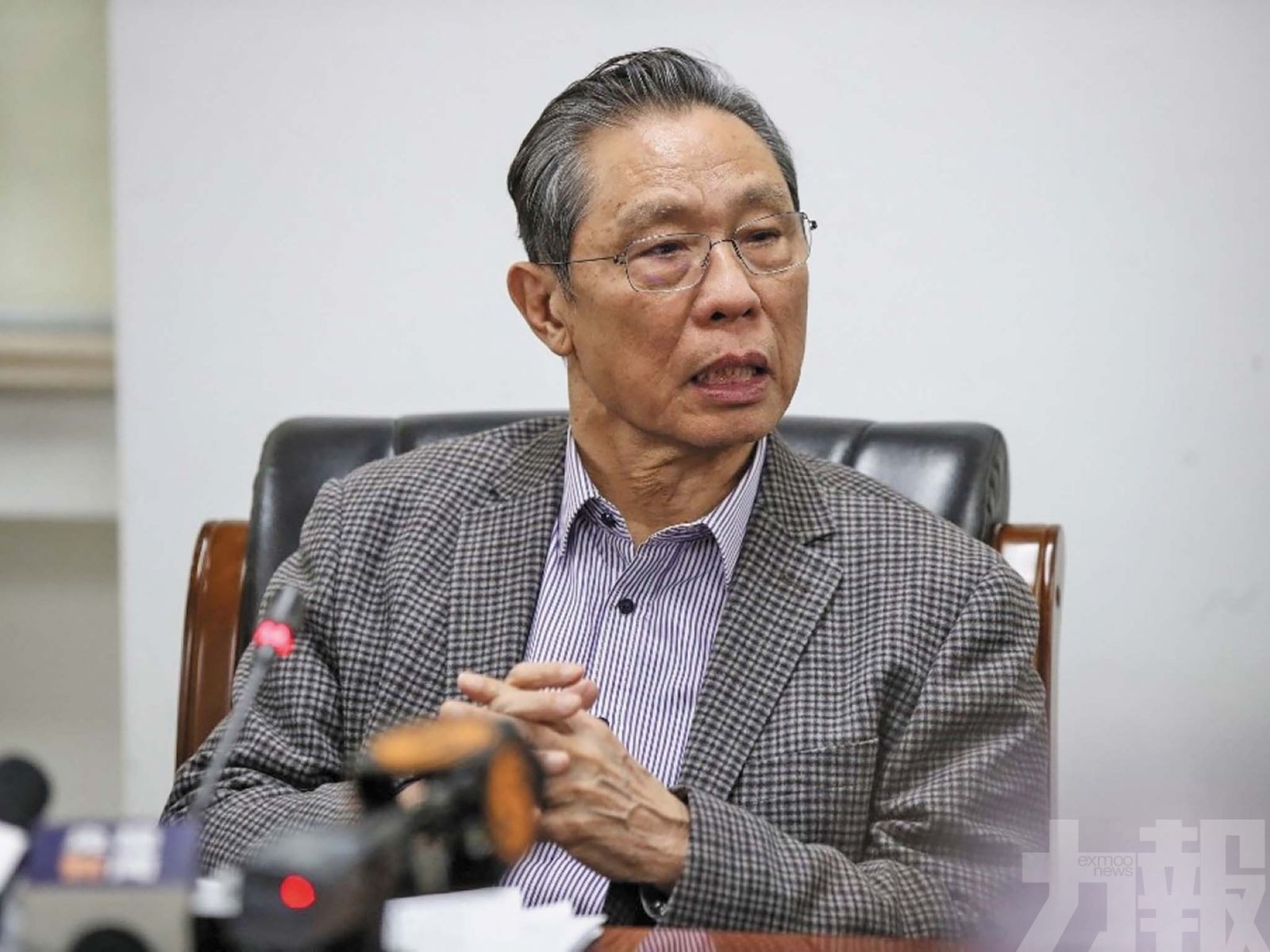 鍾南山九秩官媒撰文：
