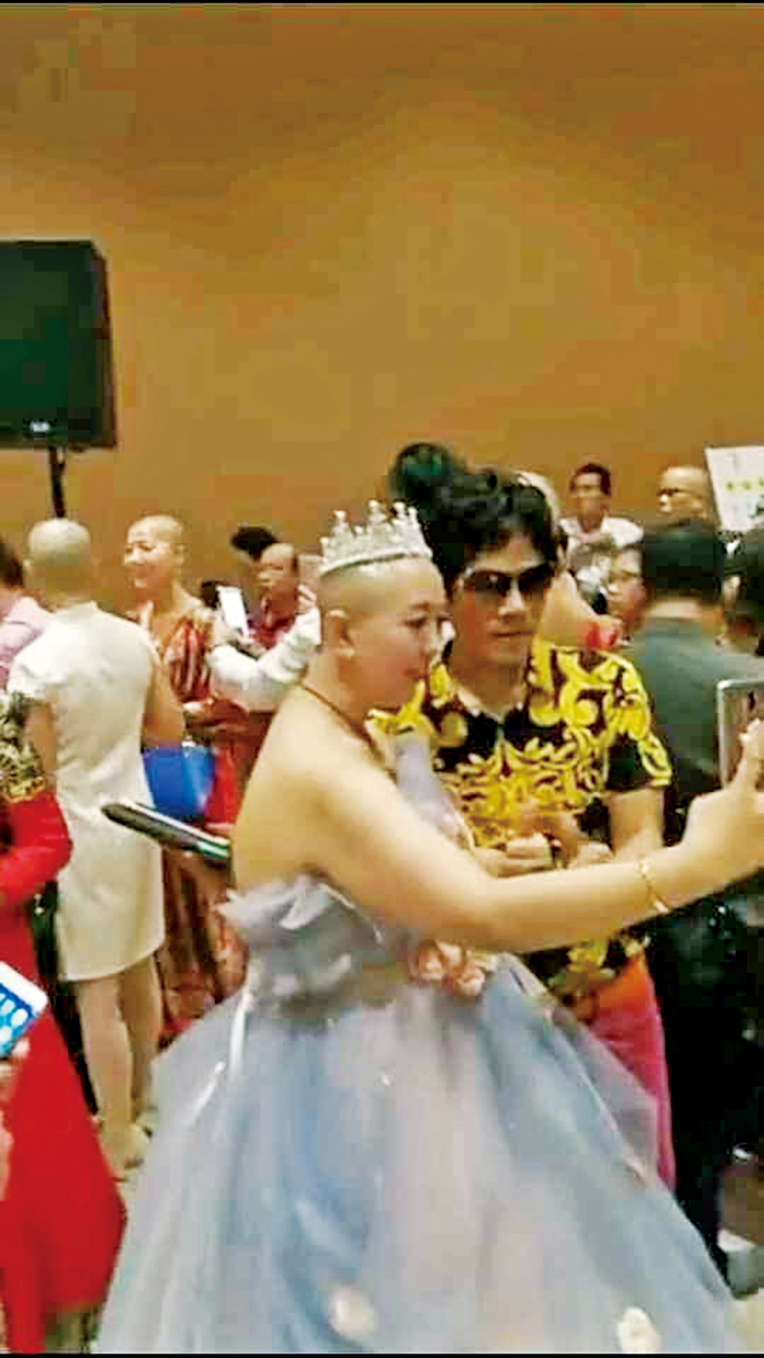 「五台山尼姑集體結婚」