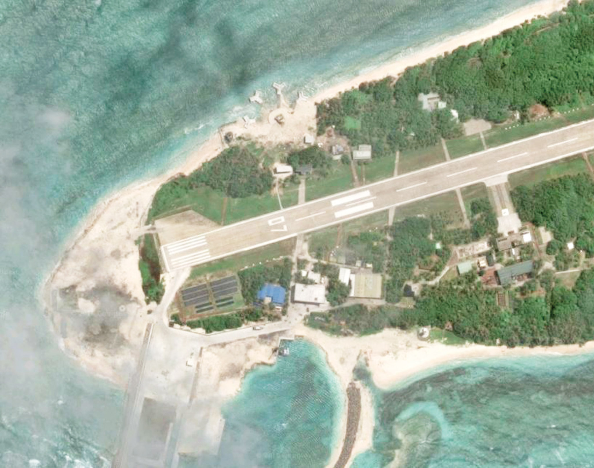 地圖曝太平島軍事設備