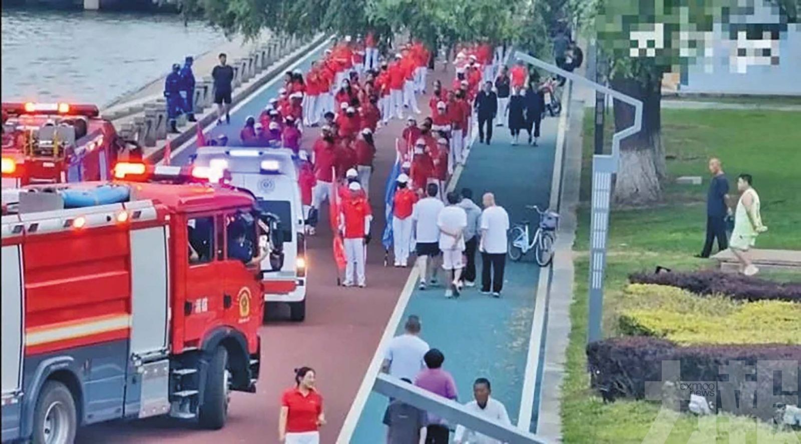遼寧消防車進入非機動車道備勤